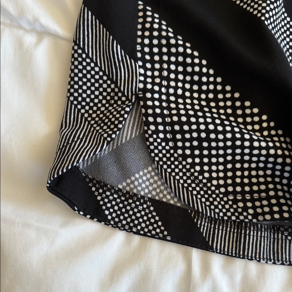 Croft & Barrow Black and White Patterned Skirt - Picture 4 of 5